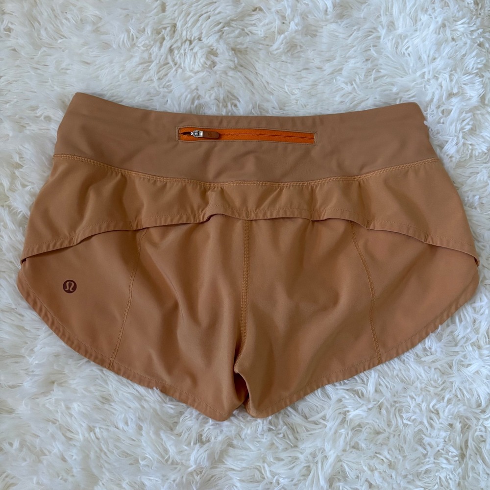 Lululemon Speed Up Low-Rise Lined Shorts 2.5 Tan Orange Size 4 Reg Running